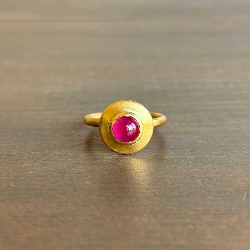 Luxury Jewelry At Unbeatable Discounts Large Ruby Pod Ring