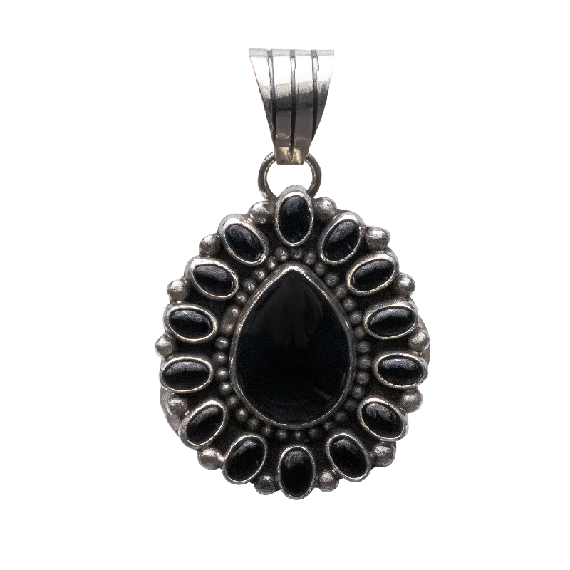 Onyx Pendant | Lorena Young