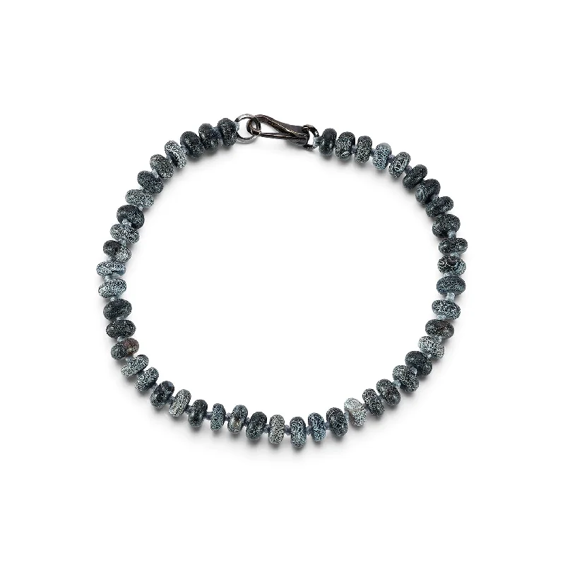 GARNETT STERLING SILVER, BLACK RHODIUM AND AGATE BEAD BRACELET