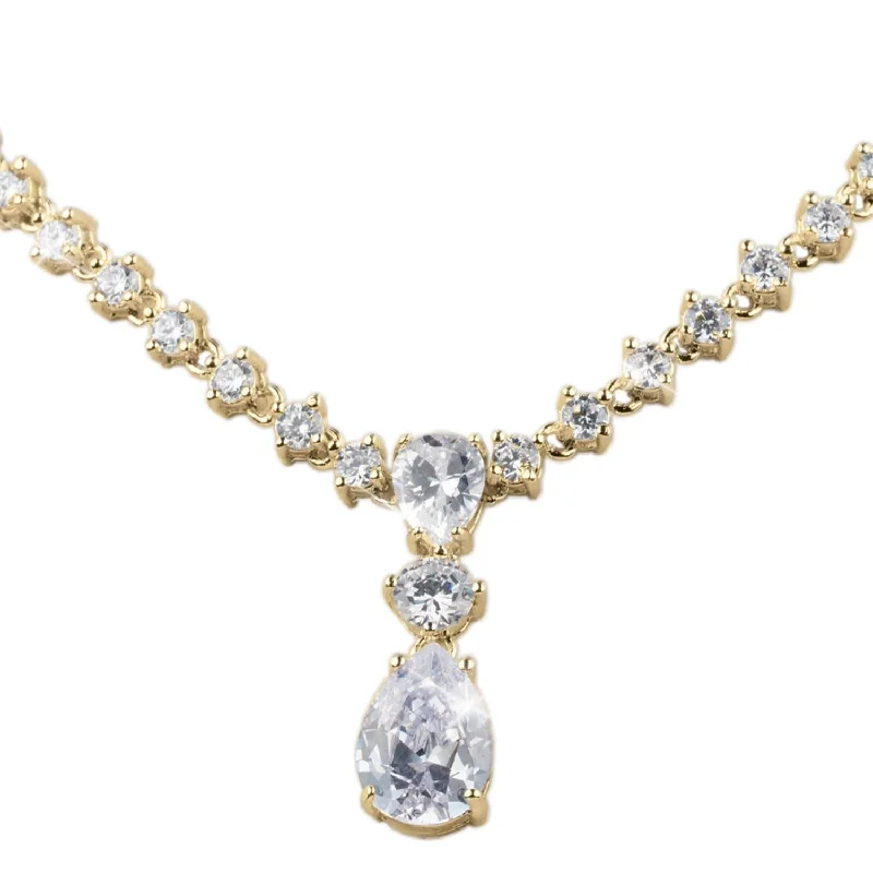 Must-Have Jewelry Pieces At Reduced Prices Chicago Glitz Necklace