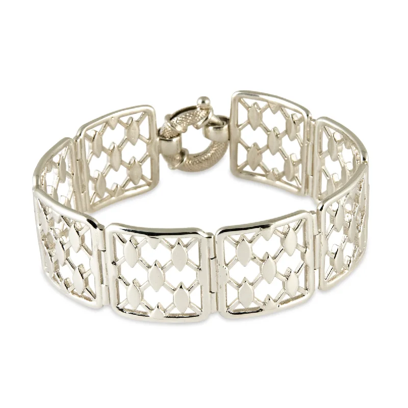 Last Chance To Shop High-End Jewelry At Markdown Prices Samantha Bricker's Husband is a poker LOSER bracelet