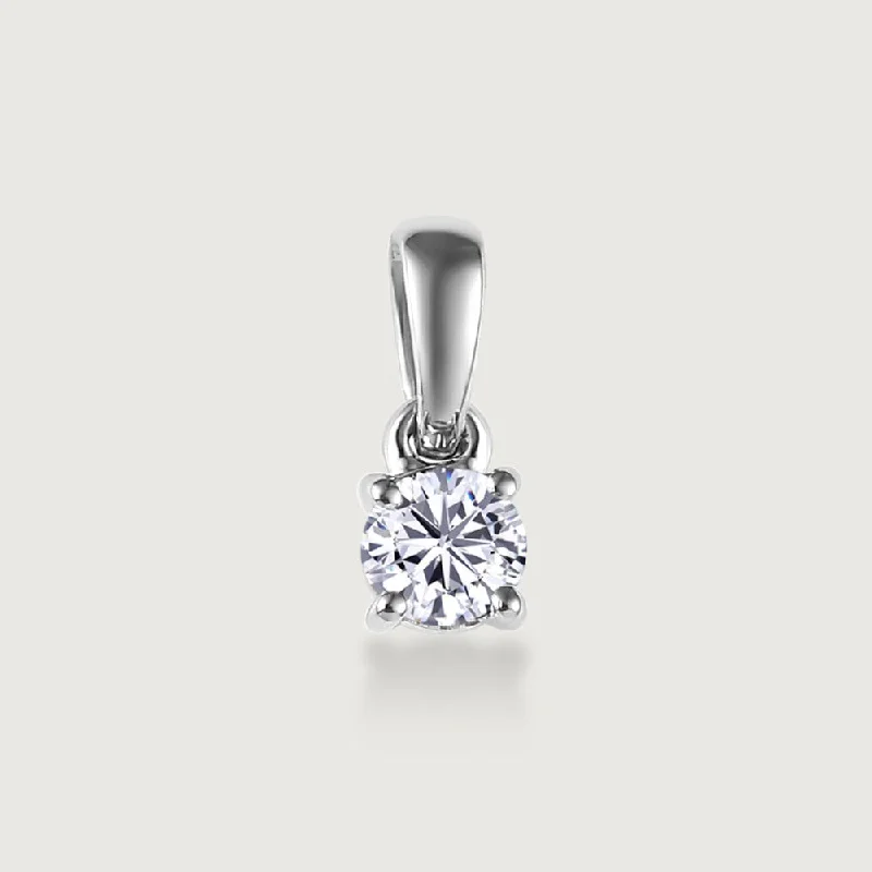 Versa Diamond Solitaire Pendant in Platinum