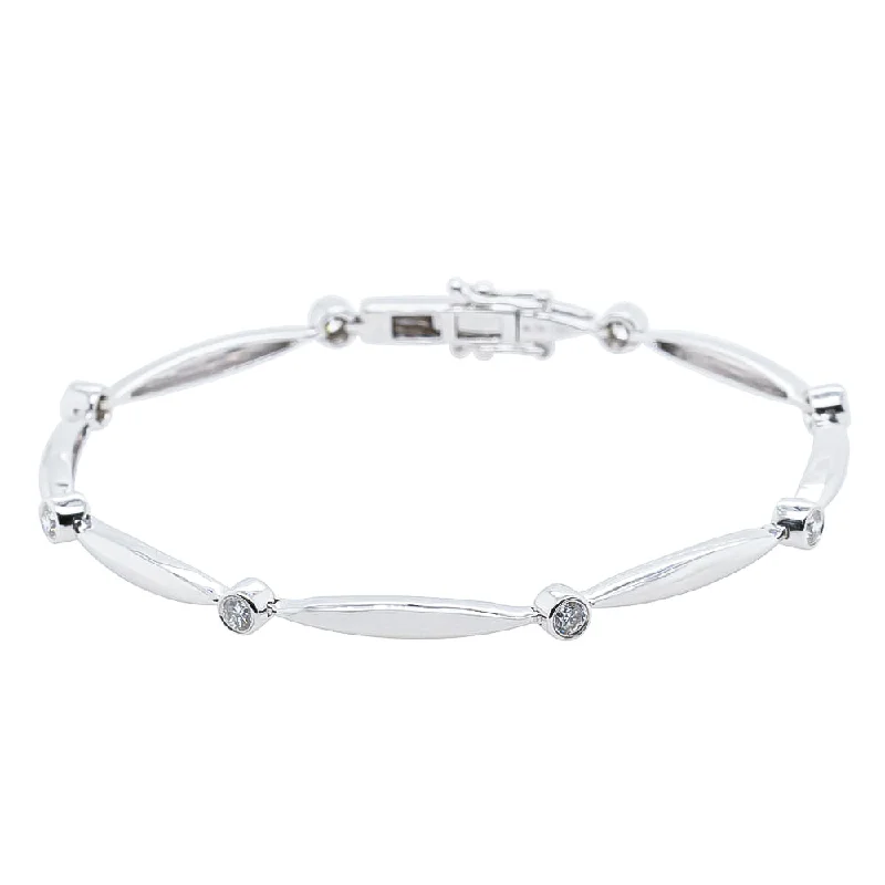 Dazzle In Elegance With Our Biggest Jewelry Sale 18ct White Gold Diamond Cadenza Bracelet